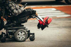 Best Heavy-Duty Electric Wheelchairs for Big and Tall Users (UK 2026)